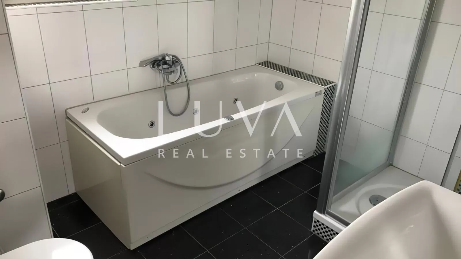 Zagreb Kajzerica – Attraktive Maisonette 132,58m2 zur Miete