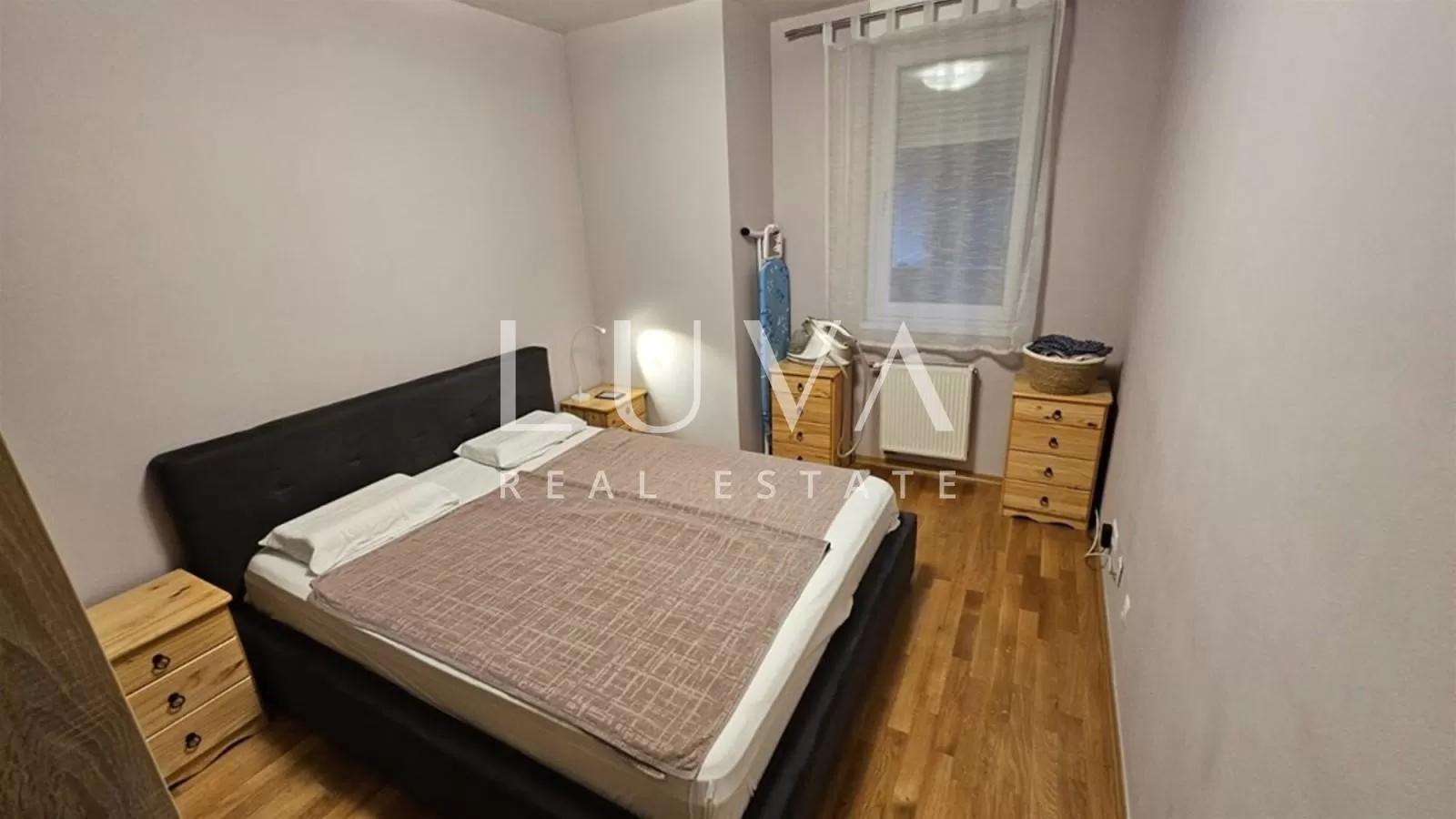 Trešnjevka, komfortable 3-Zimmer-Wohnung, 70 m2, zum Verkauf.