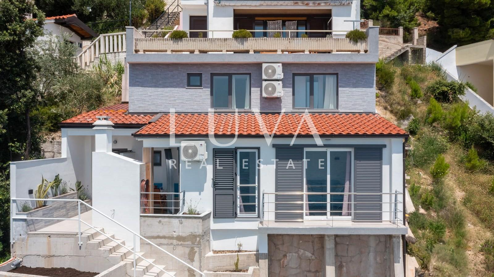 Omiš, Stanići, seafront house with pool for sale