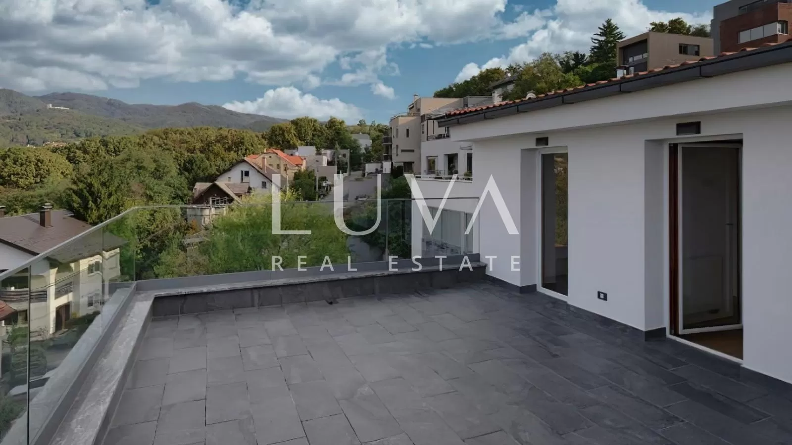 Šestine, 5- s stan u novogradnji na prodaju, 212m2 NKP