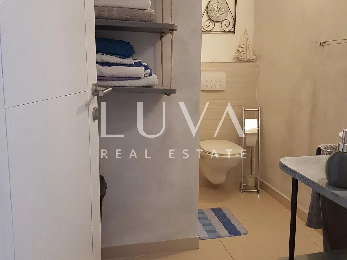 Hvar, Vrbanj – Authentisches Steinhaus mit Pool zu verkaufen