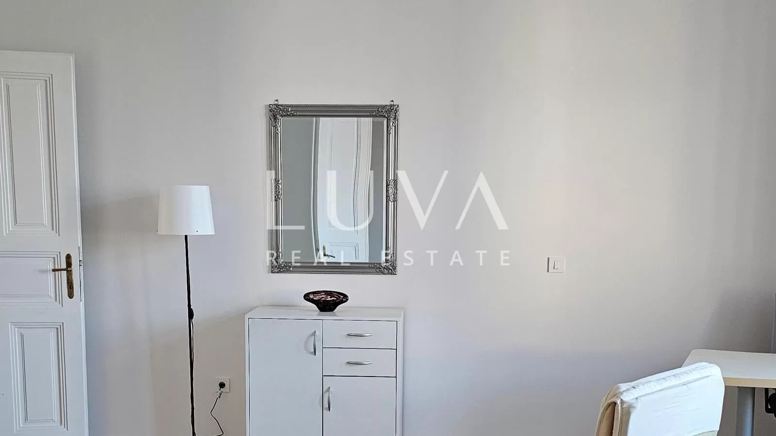 Center, Krajiška Street, newly renovated 3-room apartment, 81m2, for rent