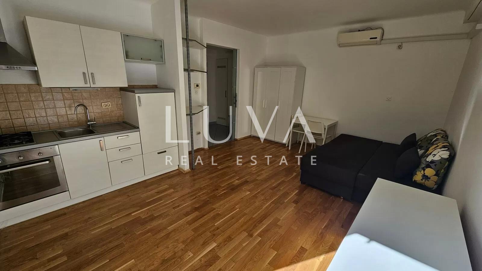 Novakova, Center, 30m² Apartment for Rent
