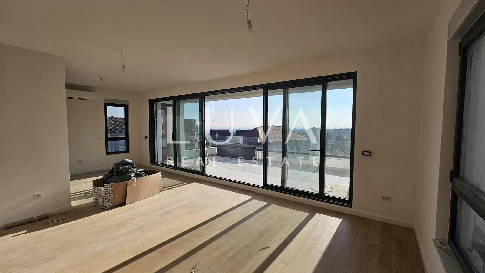 Bukovac, 4s stan  156,23 m2  NKP, novogradnja na prodaju
