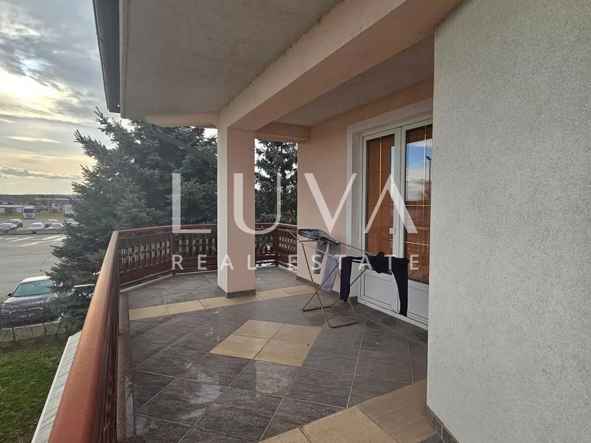 Zagreb, Ježdovec, raskošna kuća s bazenom na prodaju
