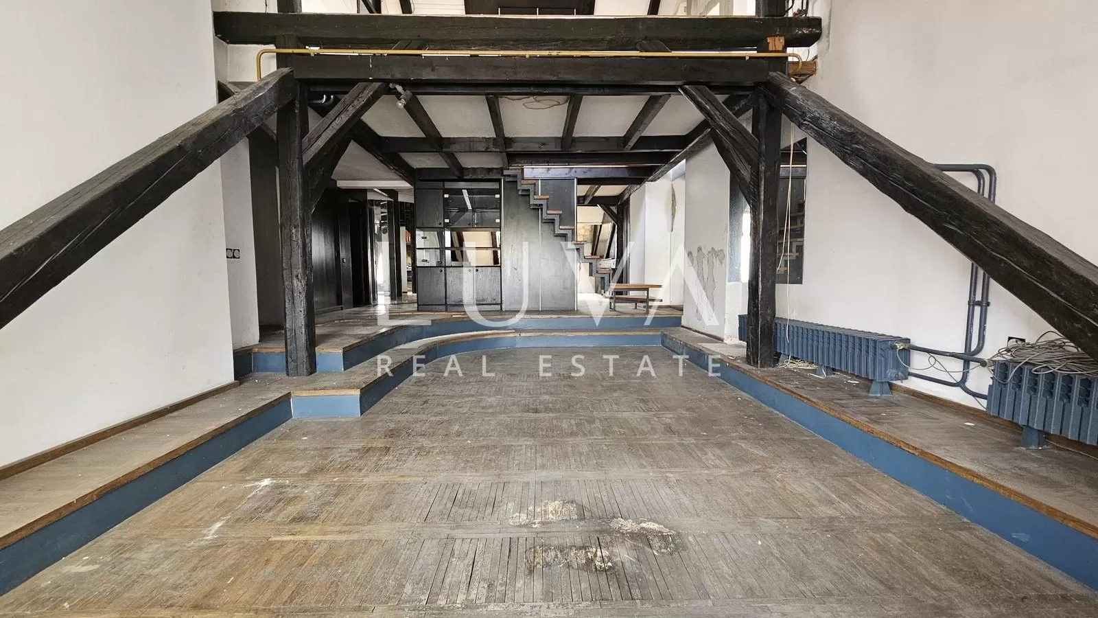 Zentrum Zagreb, 228,56 m2 Maisonette zur Sanierung zu verkaufen