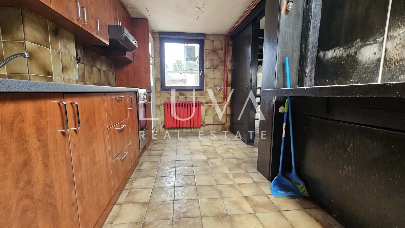 Zentrum Zagreb, 228,56 m2 Maisonette zur Sanierung zu verkaufen