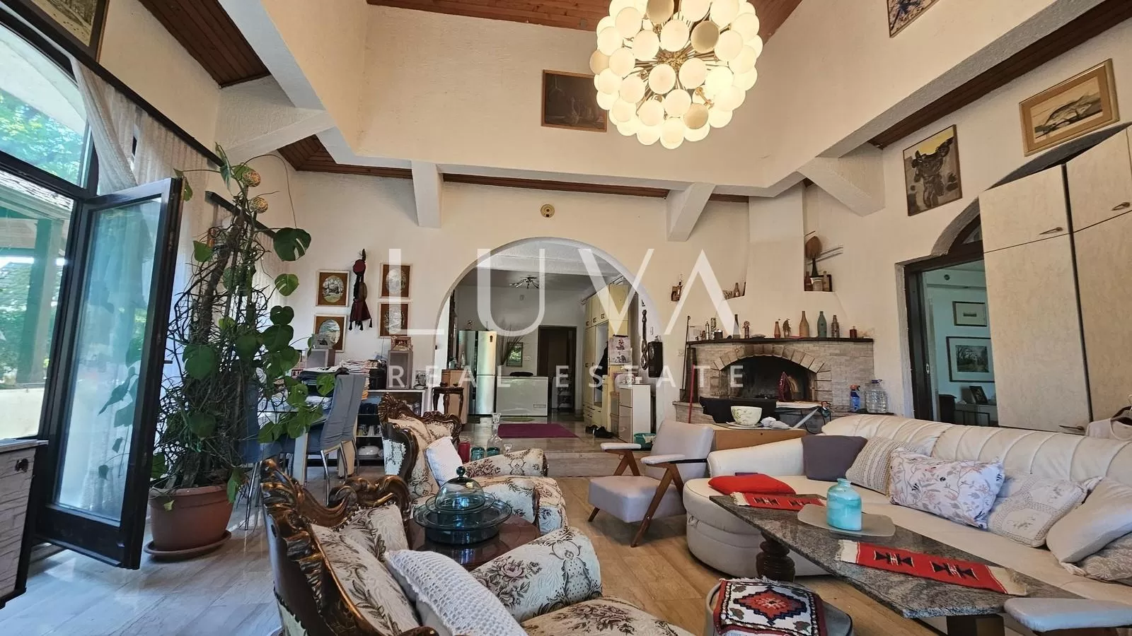 Geräumiges Familienhaus zu verkaufen, Lekenik, Pešćenica