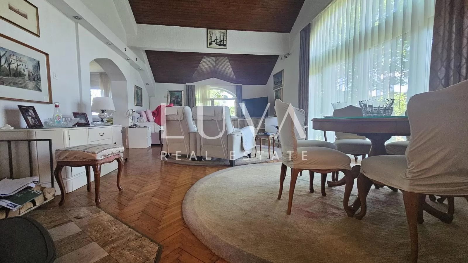 Geräumiges Familienhaus zu verkaufen, Lekenik, Pešćenica