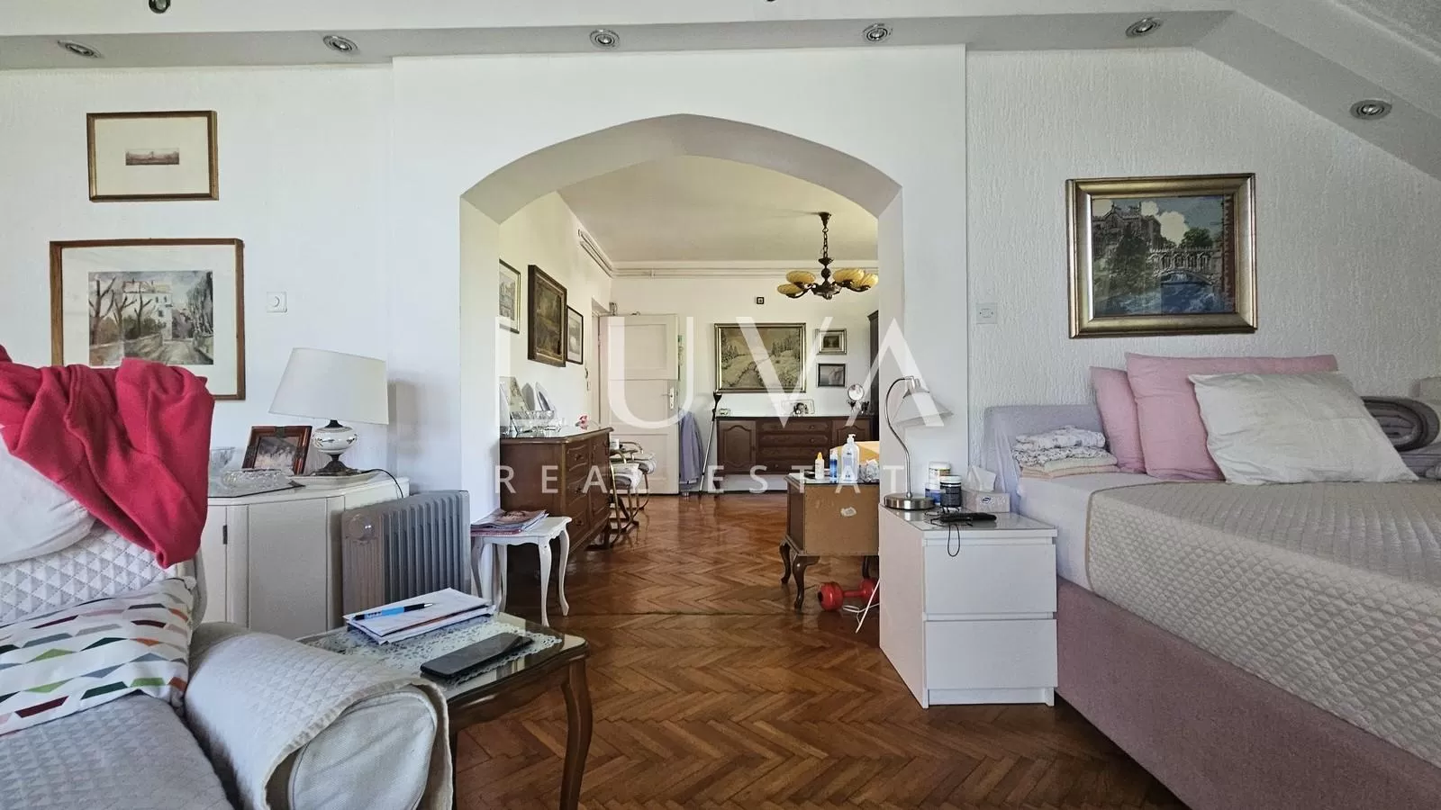 Geräumiges Familienhaus zu verkaufen, Lekenik, Pešćenica