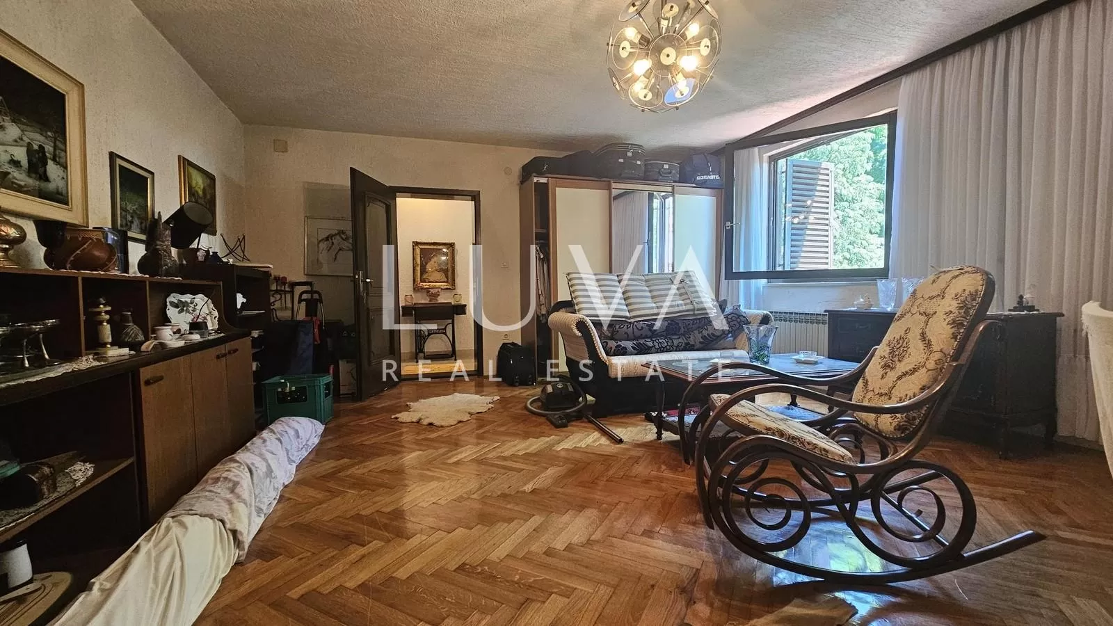 Geräumiges Familienhaus zu verkaufen, Lekenik, Pešćenica