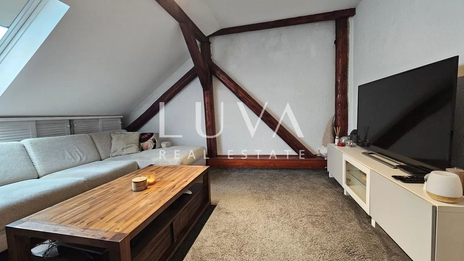 Zagreb, Donji Grad, 4-Zi.-Wohnung mit Dachterrasse, Verkauf