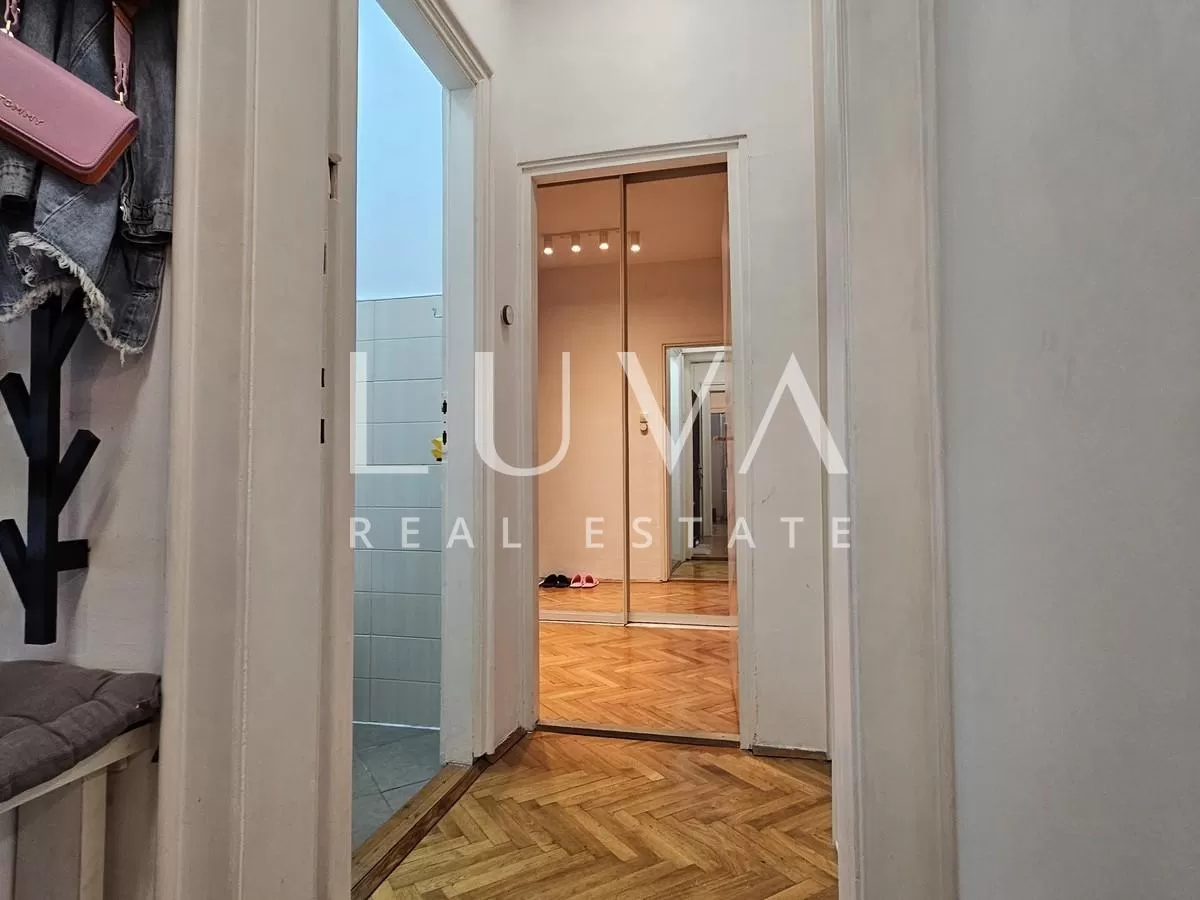 Zagreb, Donji Grad, 4-Zi.-Wohnung mit Dachterrasse, Verkauf