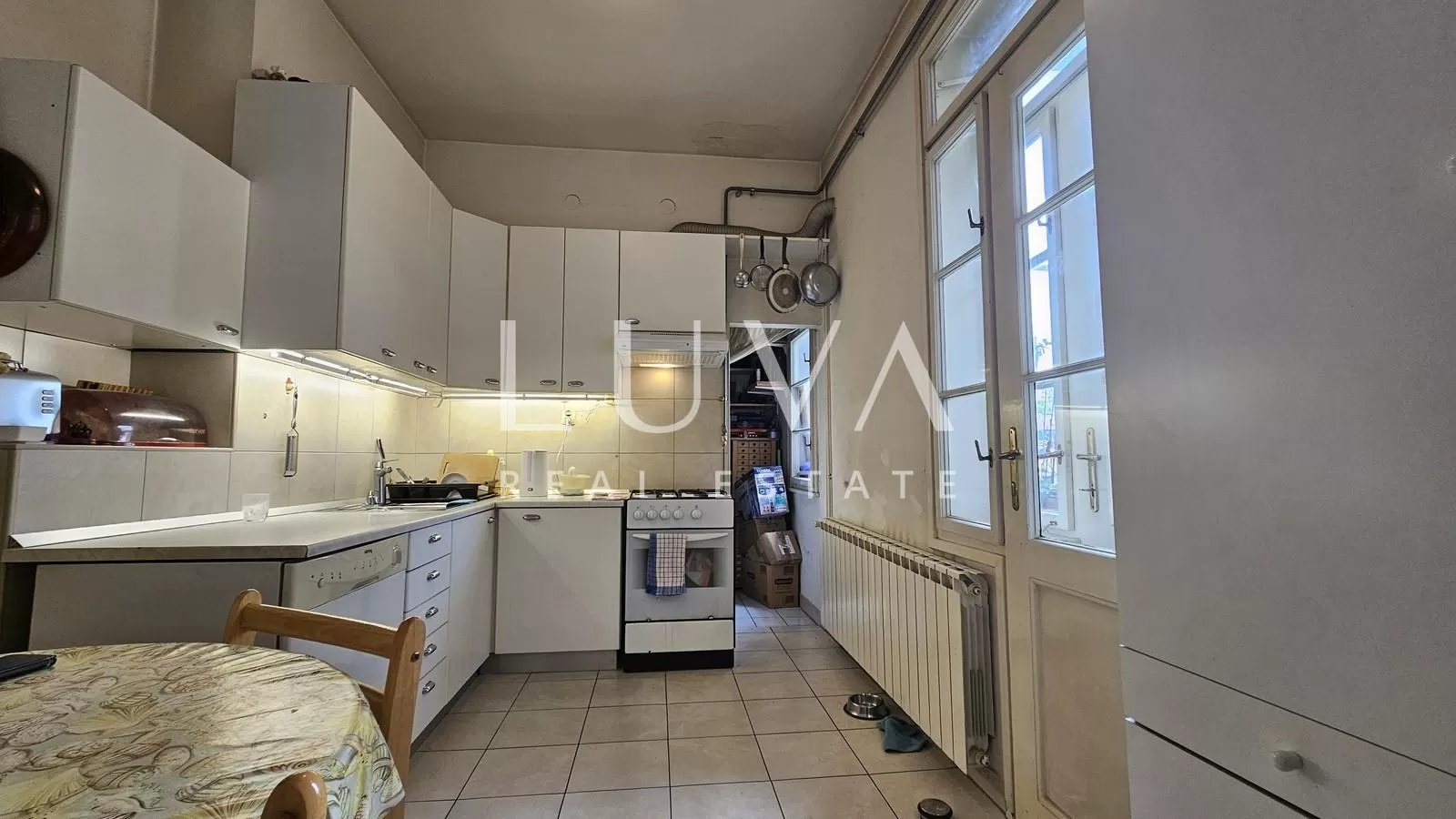 Zagreb, Center – Spacious 3-Room Flat 86.79 m2 for Sale