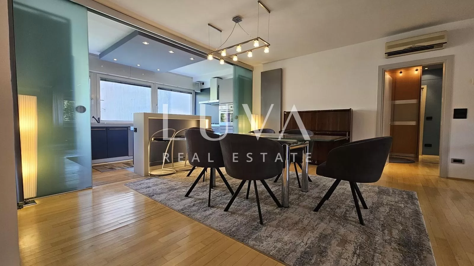 Zagreb, Medvedgradska, luksuzan 4s stan 140m2 za najam