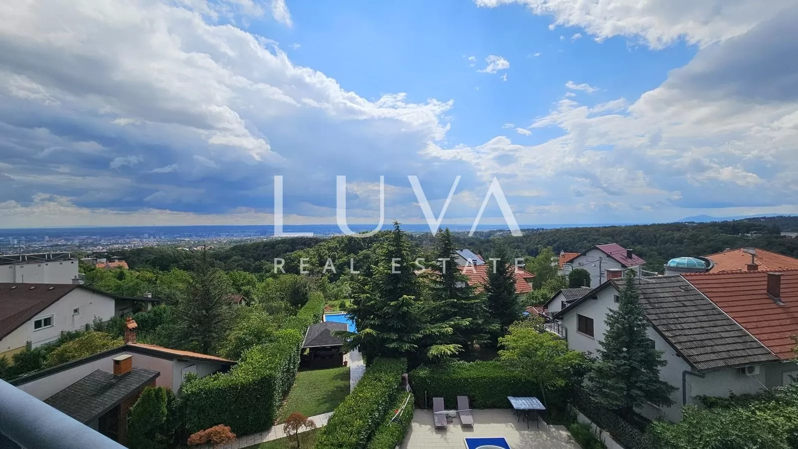 Zagreb Remete – Luxus 4-Zi Penthouse zur Miete