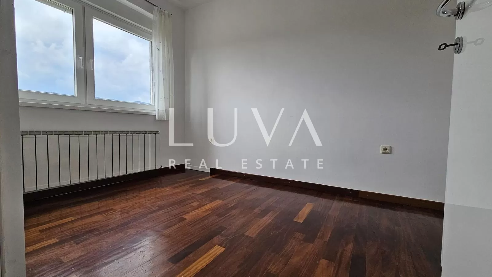 Zagreb Remete – Luxus 4-Zi Penthouse zur Miete