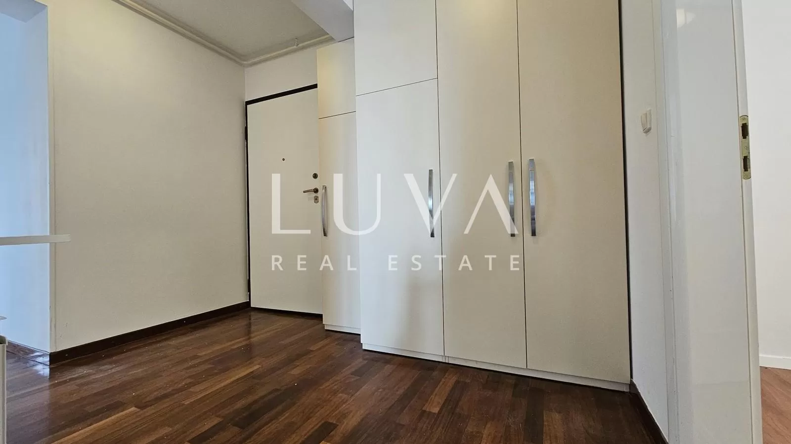 Zagreb Remete – Luxus 4-Zi Penthouse zur Miete