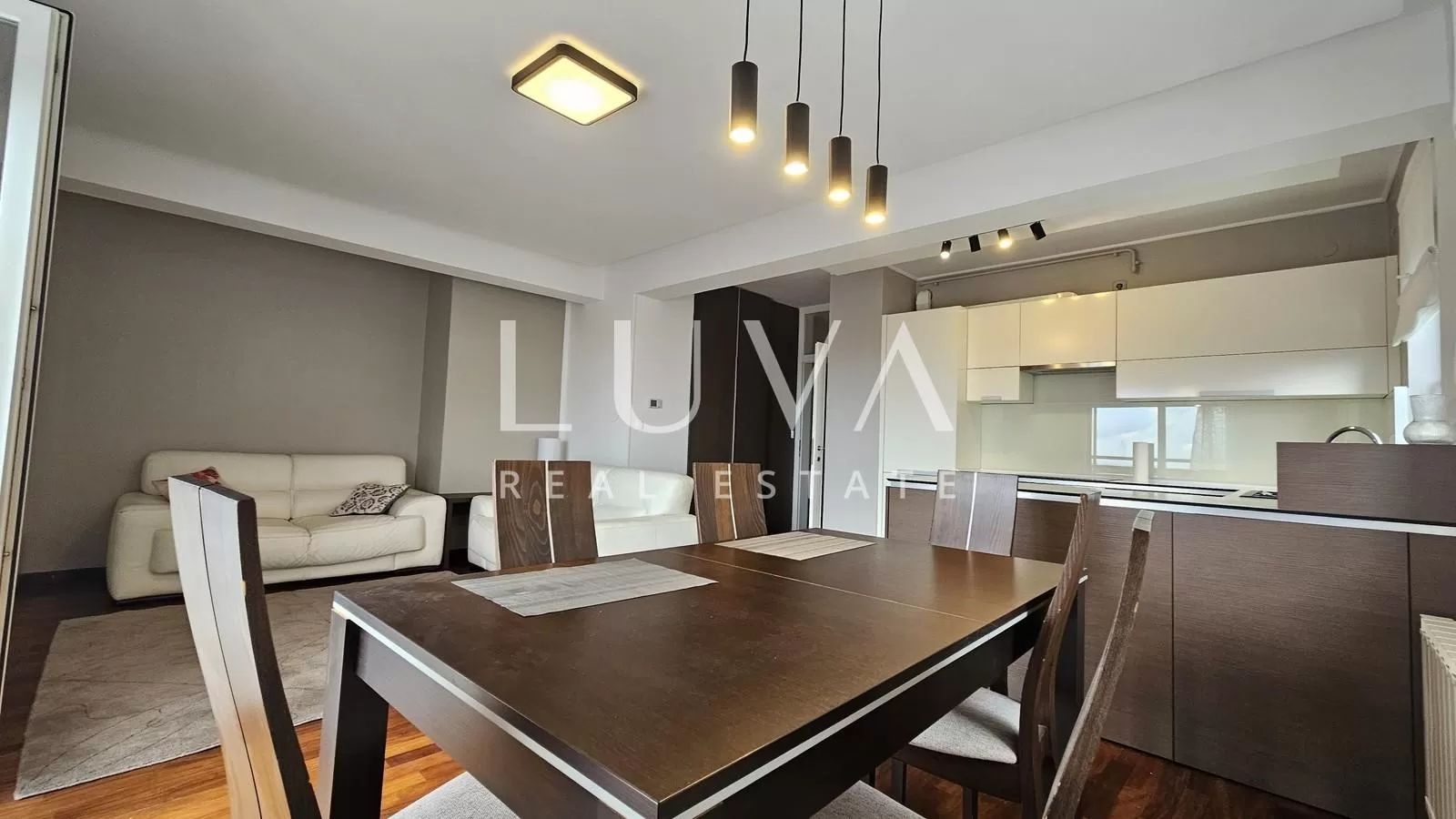 Zagreb Remete – Luxus 4-Zi Penthouse zur Miete