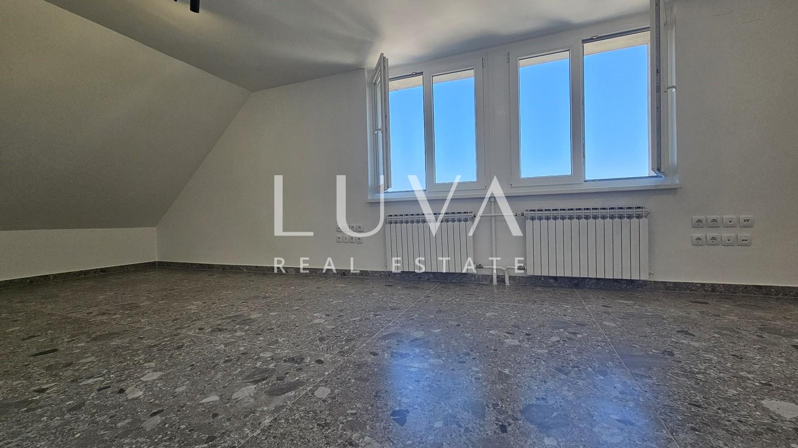 Sesvete, centar, novouređeni poslovni prostor 144m2 za najam