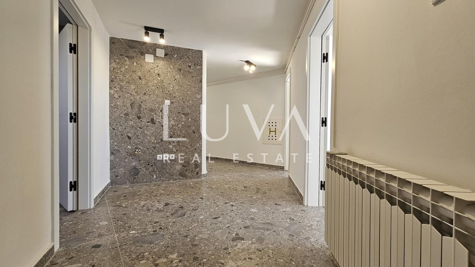 Sesvete, centar, novouređeni poslovni prostor 144m2 za najam