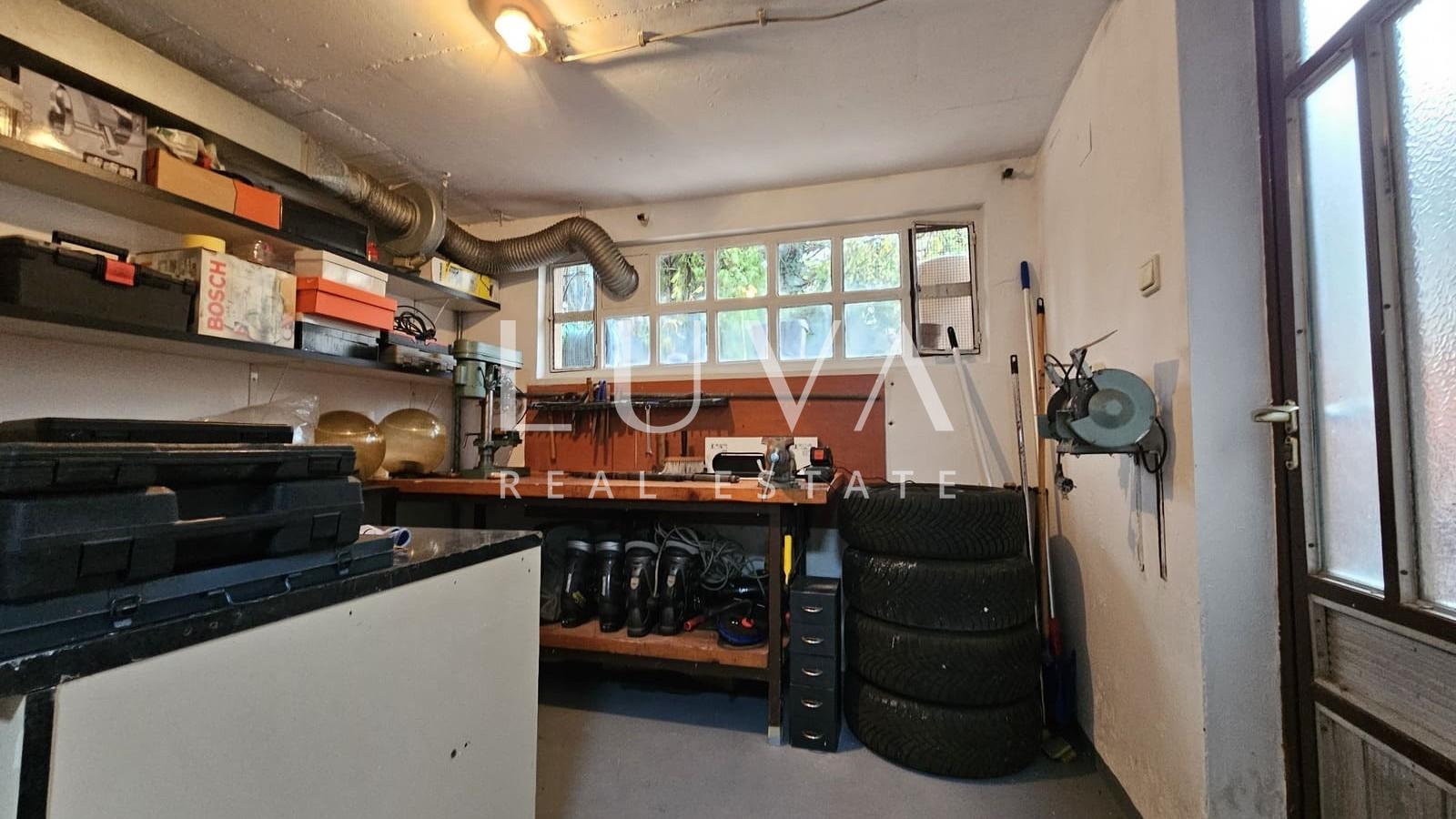 Zagreb Dugave terraced house 230 m2 + garden for sale