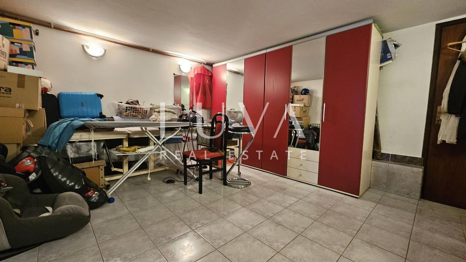 Zagreb Dugave terraced house 230 m2 + garden for sale