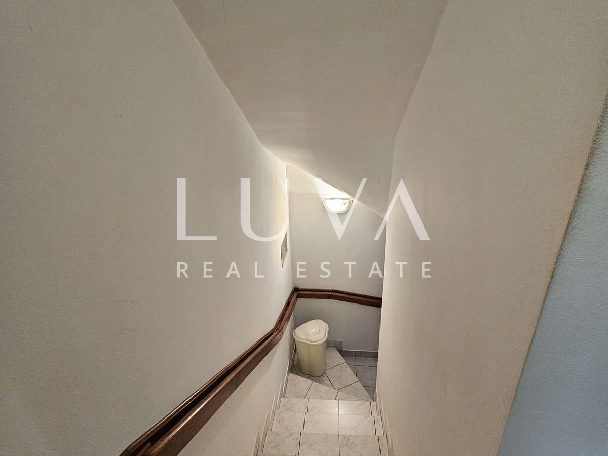 Zagreb Dugave terraced house 230 m2 + garden for sale