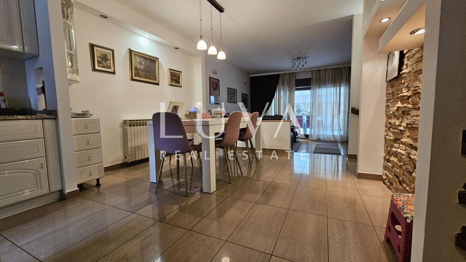 Zagreb Dugave terraced house 230 m2 + garden for sale