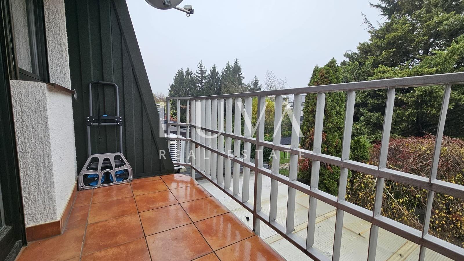 Zagreb Dugave terraced house 230 m2 + garden for sale