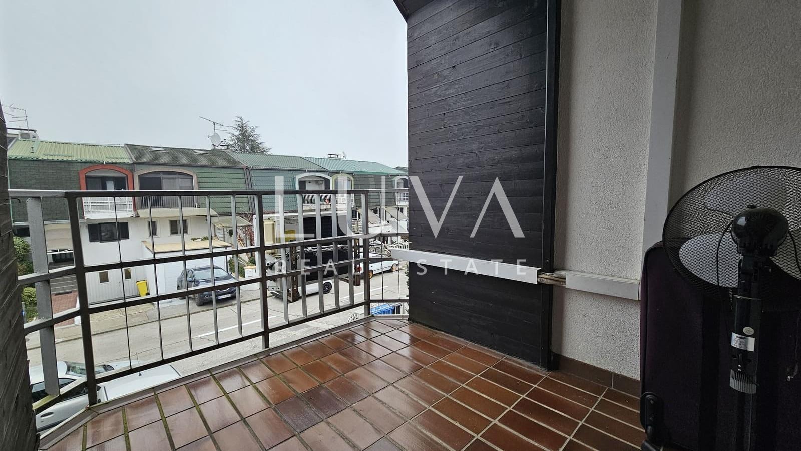 Zagreb Dugave terraced house 230 m2 + garden for sale