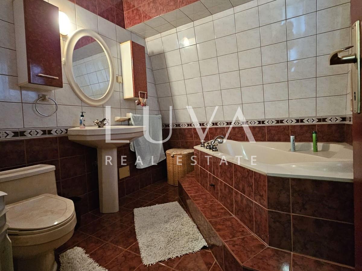 Zagreb Dugave terraced house 230 m2 + garden for sale