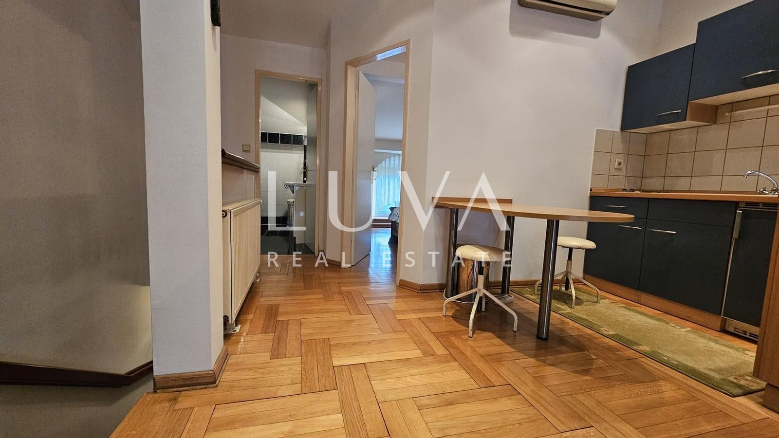 Zagreb Dugave terraced house 230 m2 + garden for sale