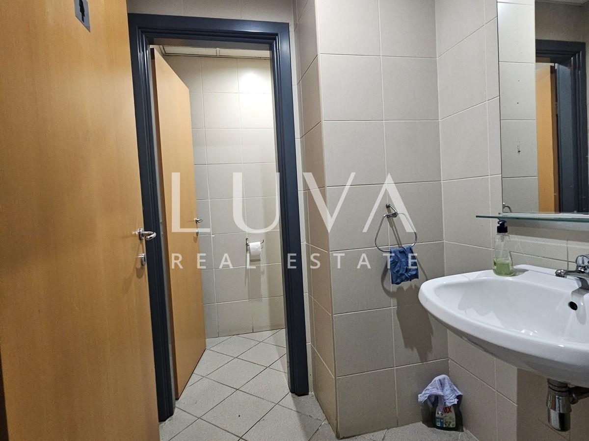 Zagreb Borongaj 734 m2 commercial space for rent