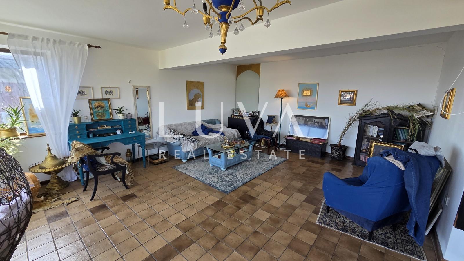 Zagreb, house for renovation or demolition for sale near Cmrok