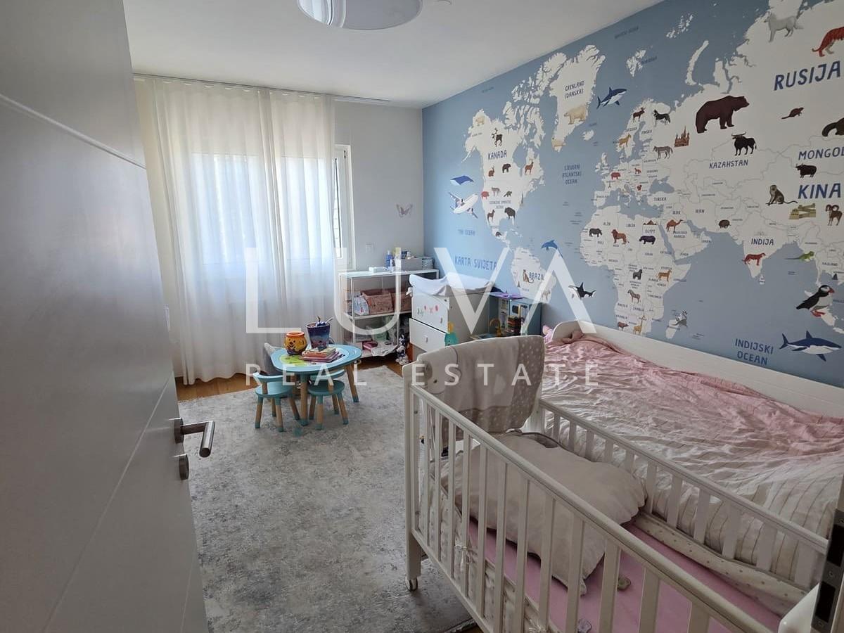 Zagreb, Trešnjevka, newly built 3-room apartment, 88 m² + 2 garages