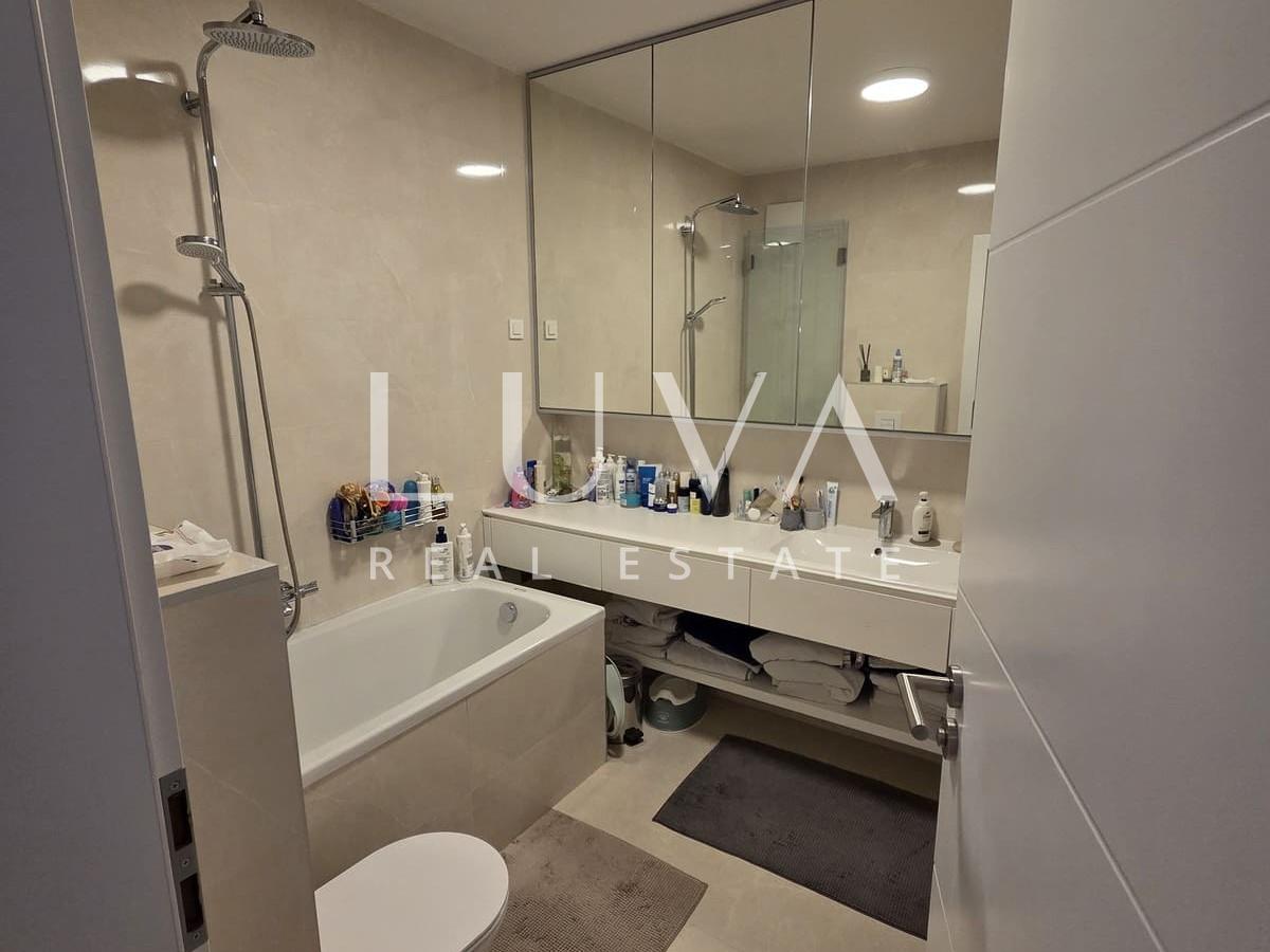 Zagreb, Trešnjevka, newly built 3-room apartment, 88 m² + 2 garages