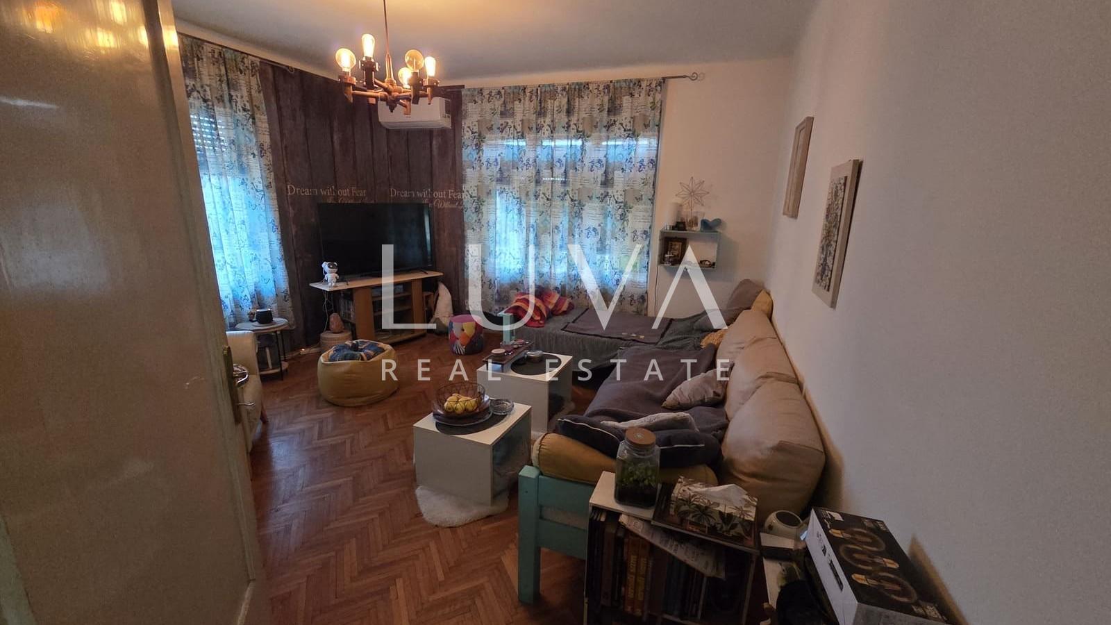 Zagreb, Pantovčak – 3-room apartment, 73 m², garage, for renovation, for sale
