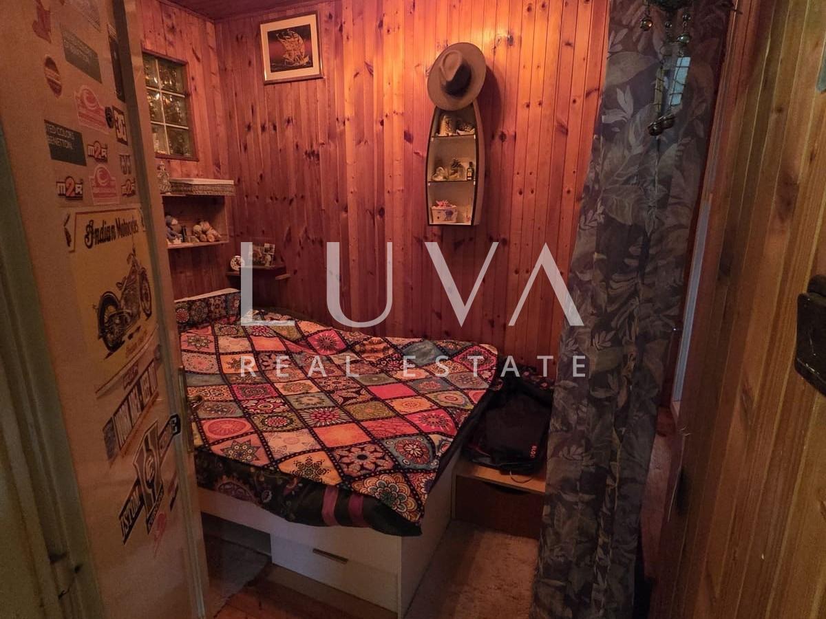 Zagreb, Pantovčak – 3-room apartment, 73 m², garage, for renovation, for sale