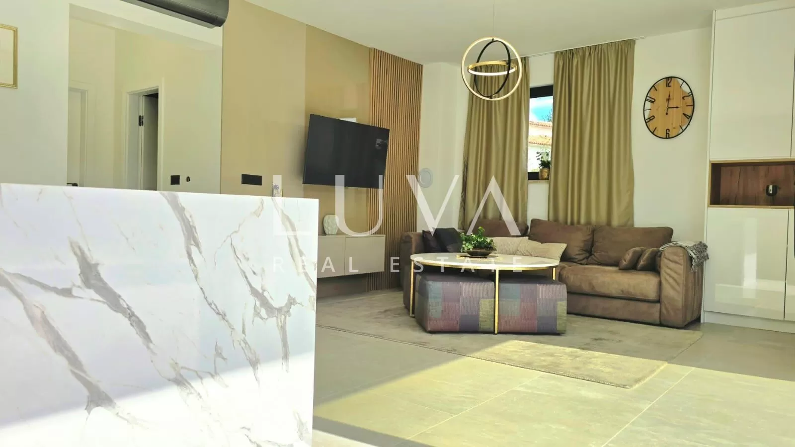 Istria, Labin – Modern villa with a swimming pool and two apartments for sale, 176 m²