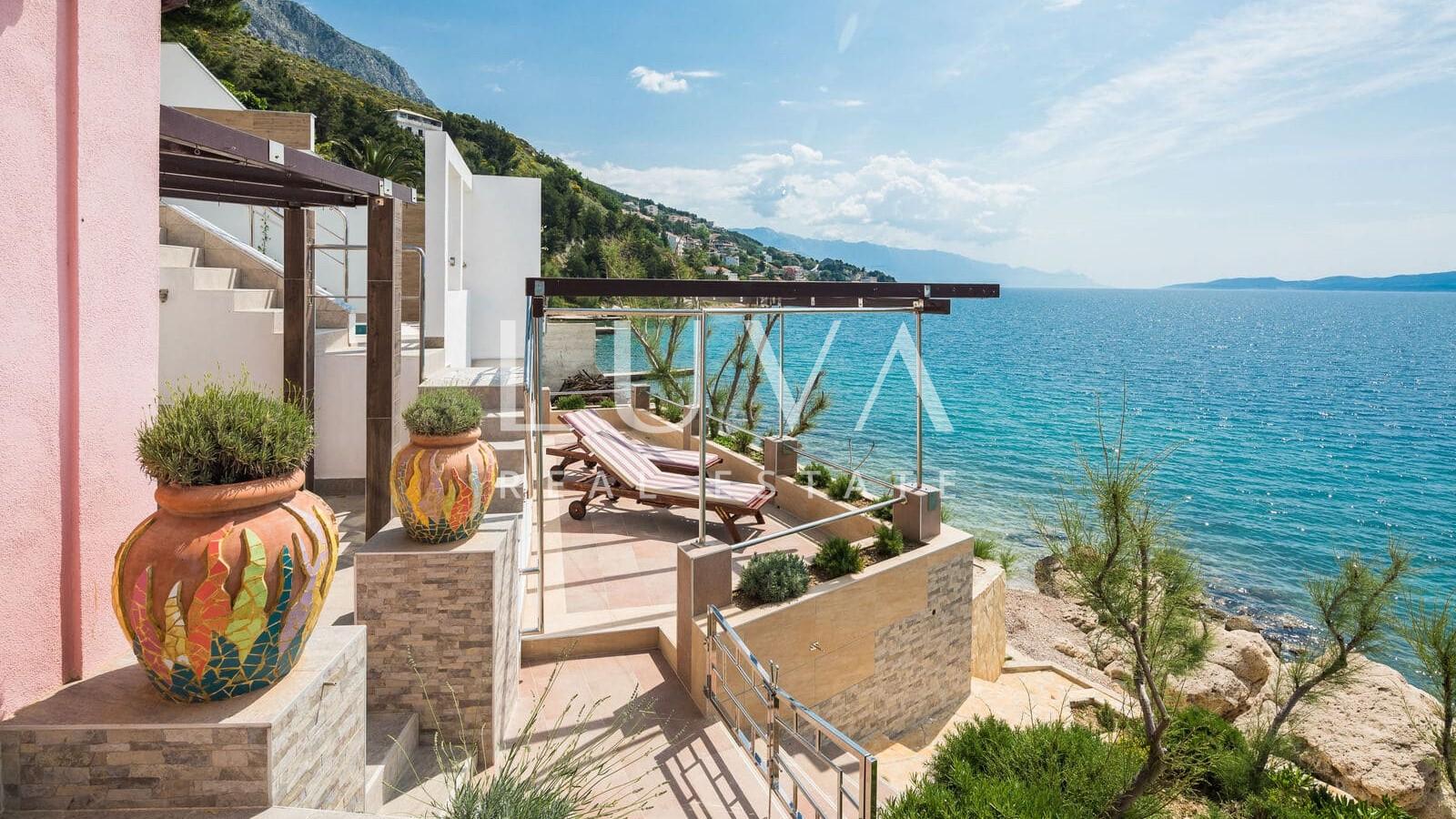 Omiš, Stanići, seafront house with pool for sale