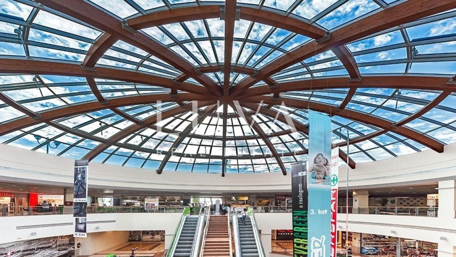 Rijeka, Tower Center, Geschäftsraum zur Miete im 5. Stock, 27 m²