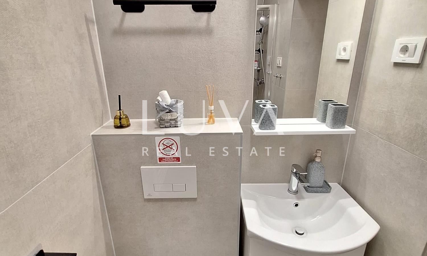 Zagreb, city centre, apartment with courtyard access, 300 m from Zrinjevac