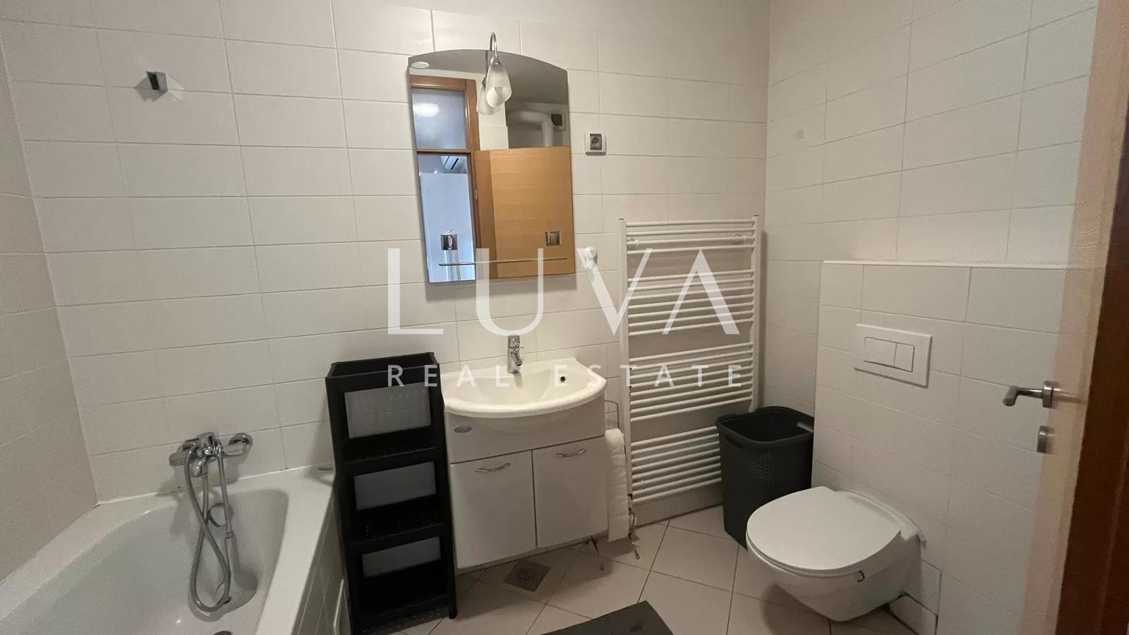 Zagreb, Veliko Polje, 3-Zimmer-Wohnung – 97 m²