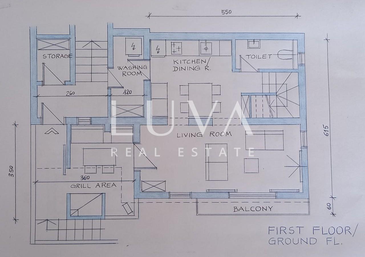 Omiš, Stanići, seafront house with pool for sale