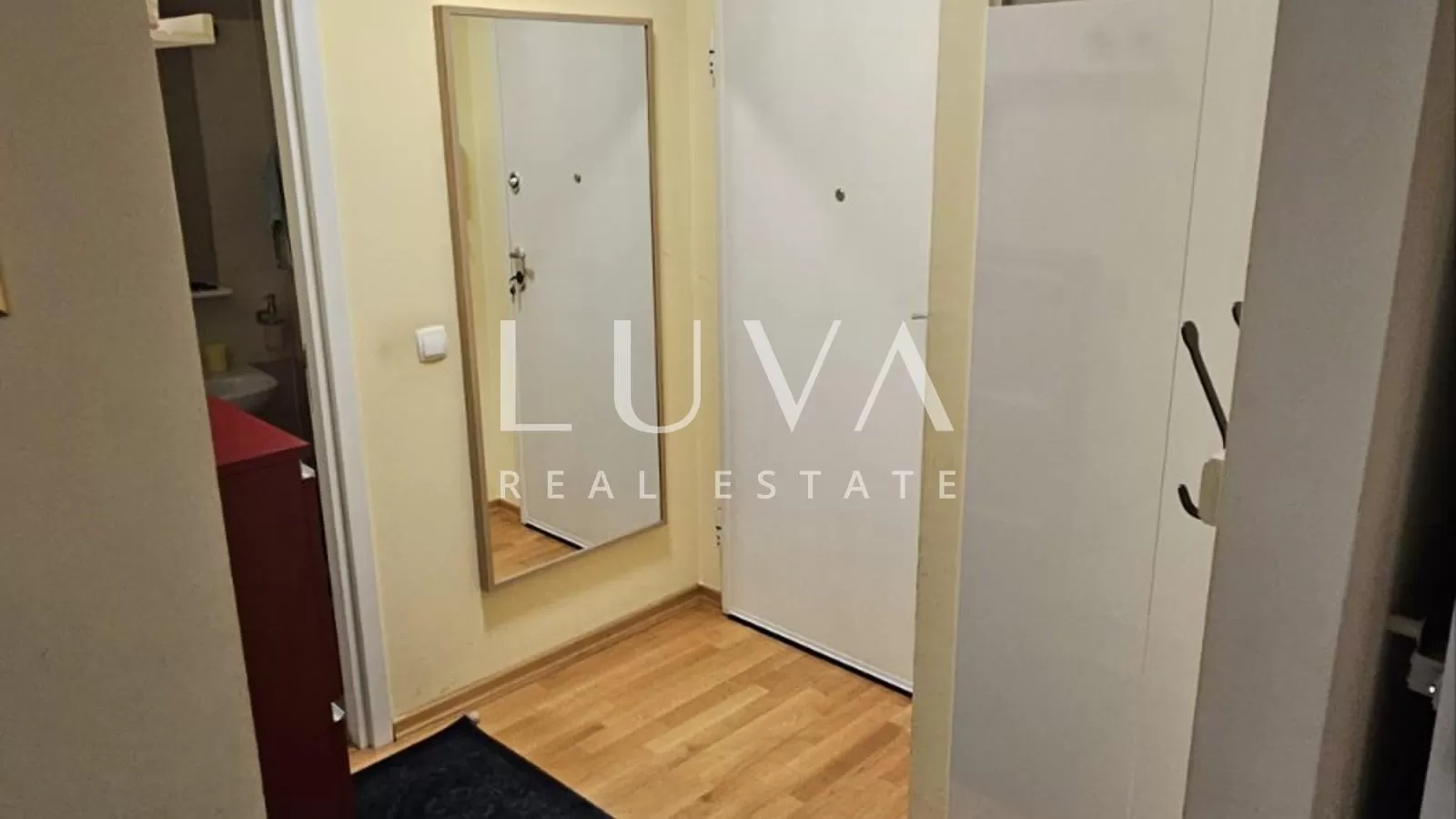 Trešnjevka, komfortable 3-Zimmer-Wohnung, 70 m2, zum Verkauf.