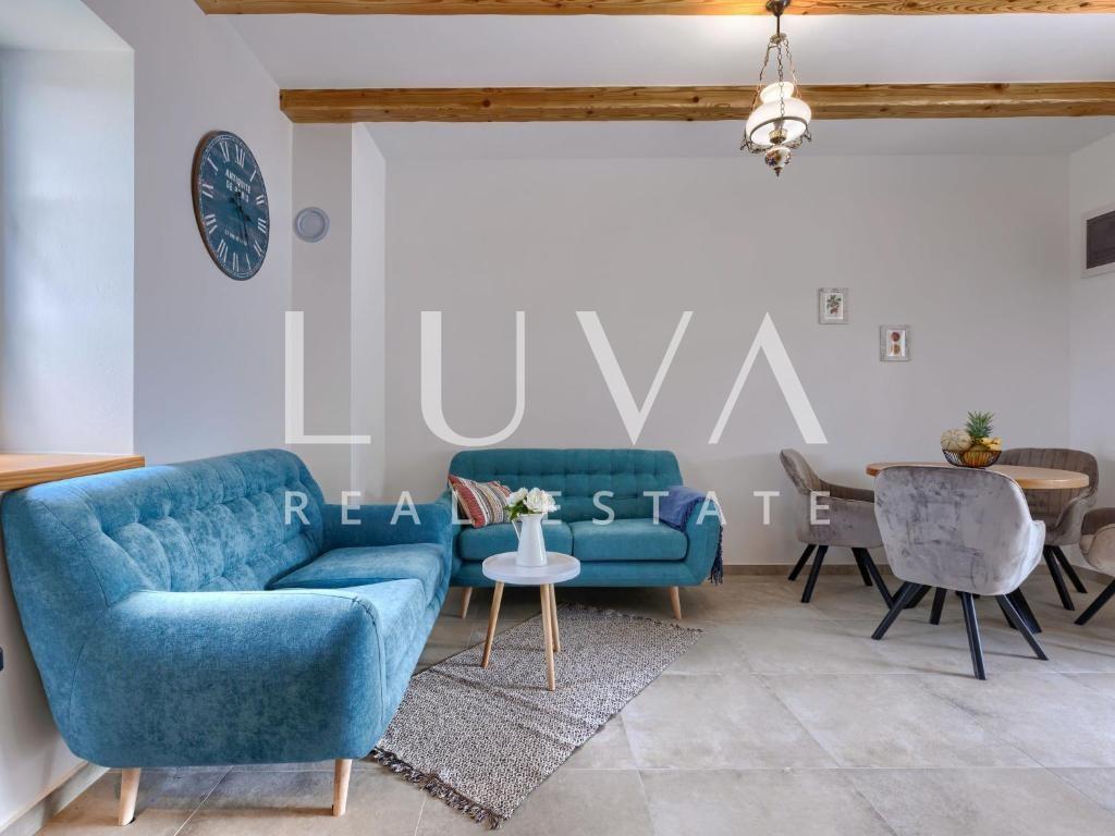 Istria, Poreč, renovated stone house with jacuzzi, 105 m²