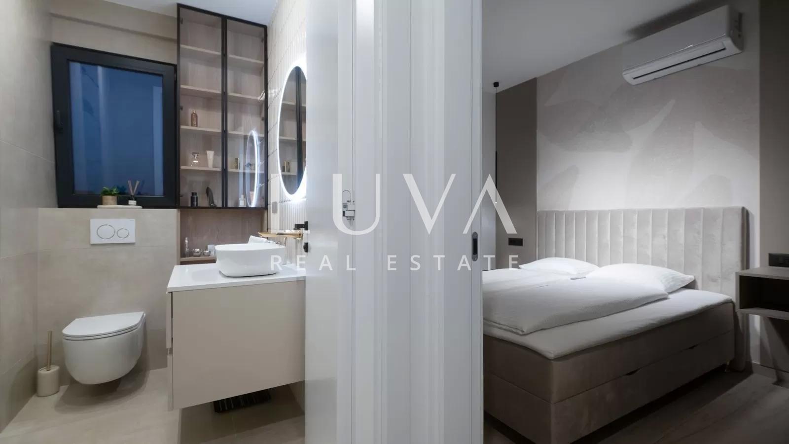 Zadar, Petrčane, luxury penthouse with roof terrace, 161.6 m²