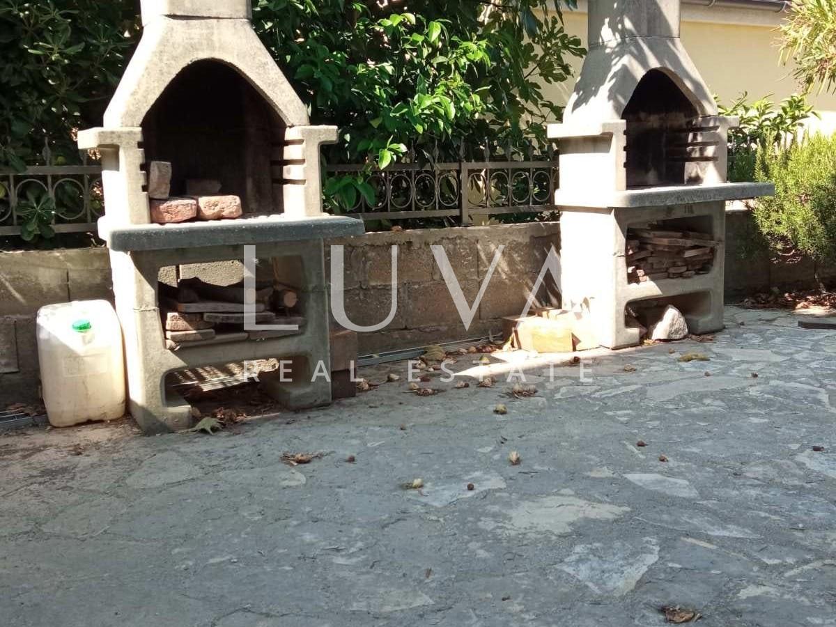 Pag, Novalja, dvosoban stan s pogledom na more, 58 m2