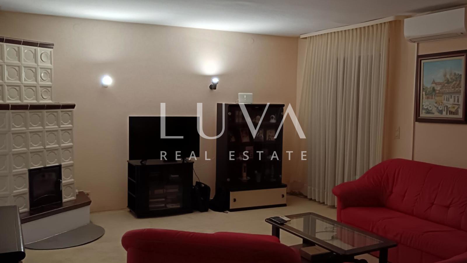 Poreč, Kukci, house with pool, 330 m²